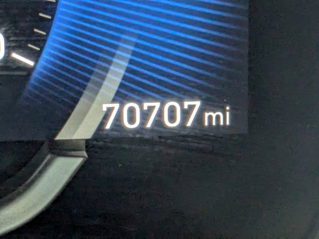 Used 2020 Hyundai Santa Fe SEL image 34