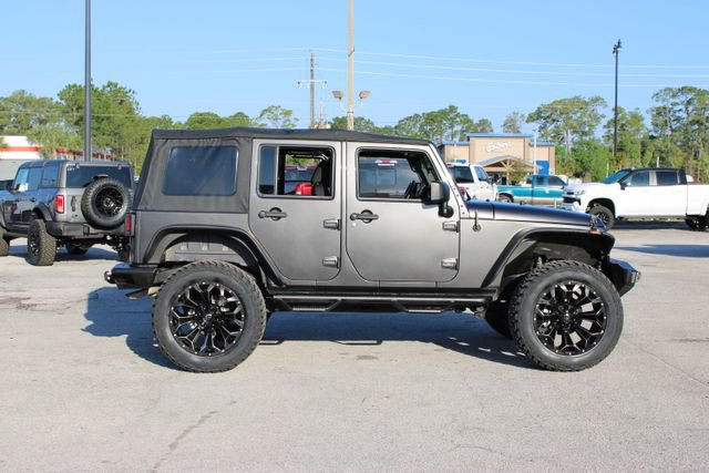 Used 2018 Jeep Wrangler Unlimited Sport w/ Connectivity Group image 12