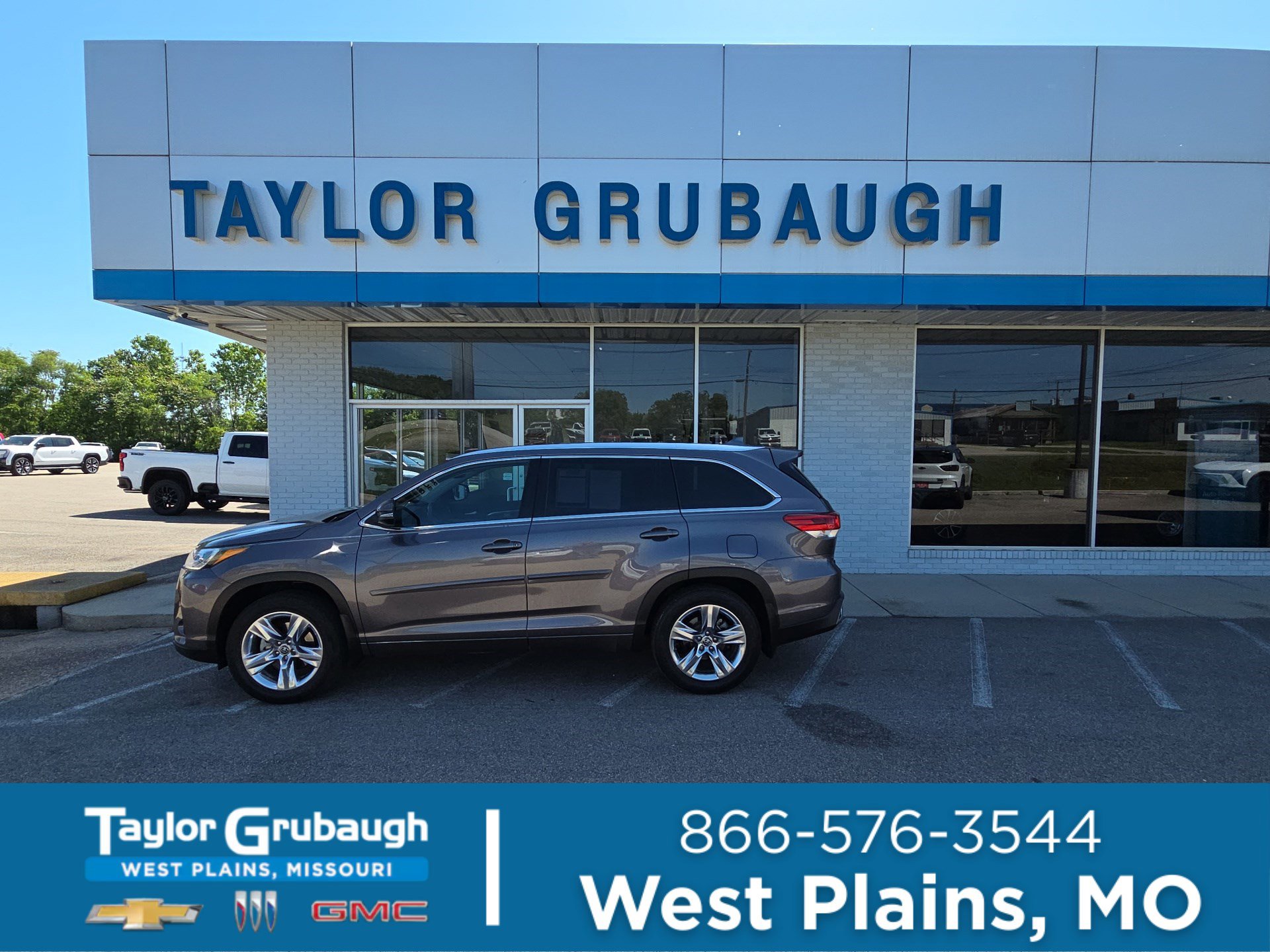 Used 2019 Toyota Highlander Limited AWD/4WD video 1