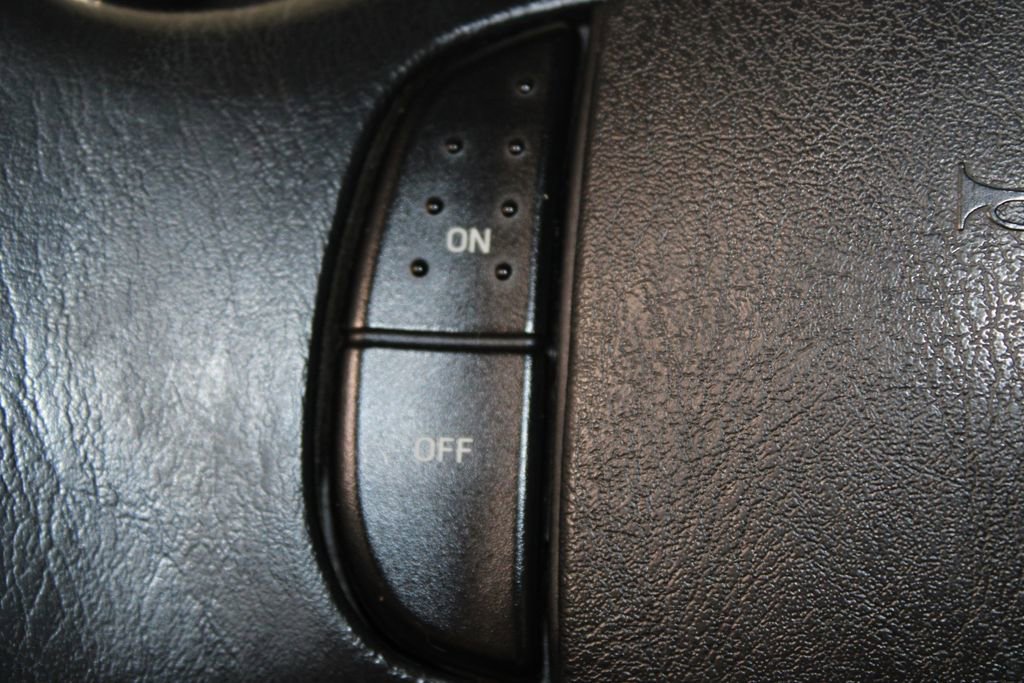 Used 2006 Ford F350 2WD Regular Cab DRW Super Duty image 24