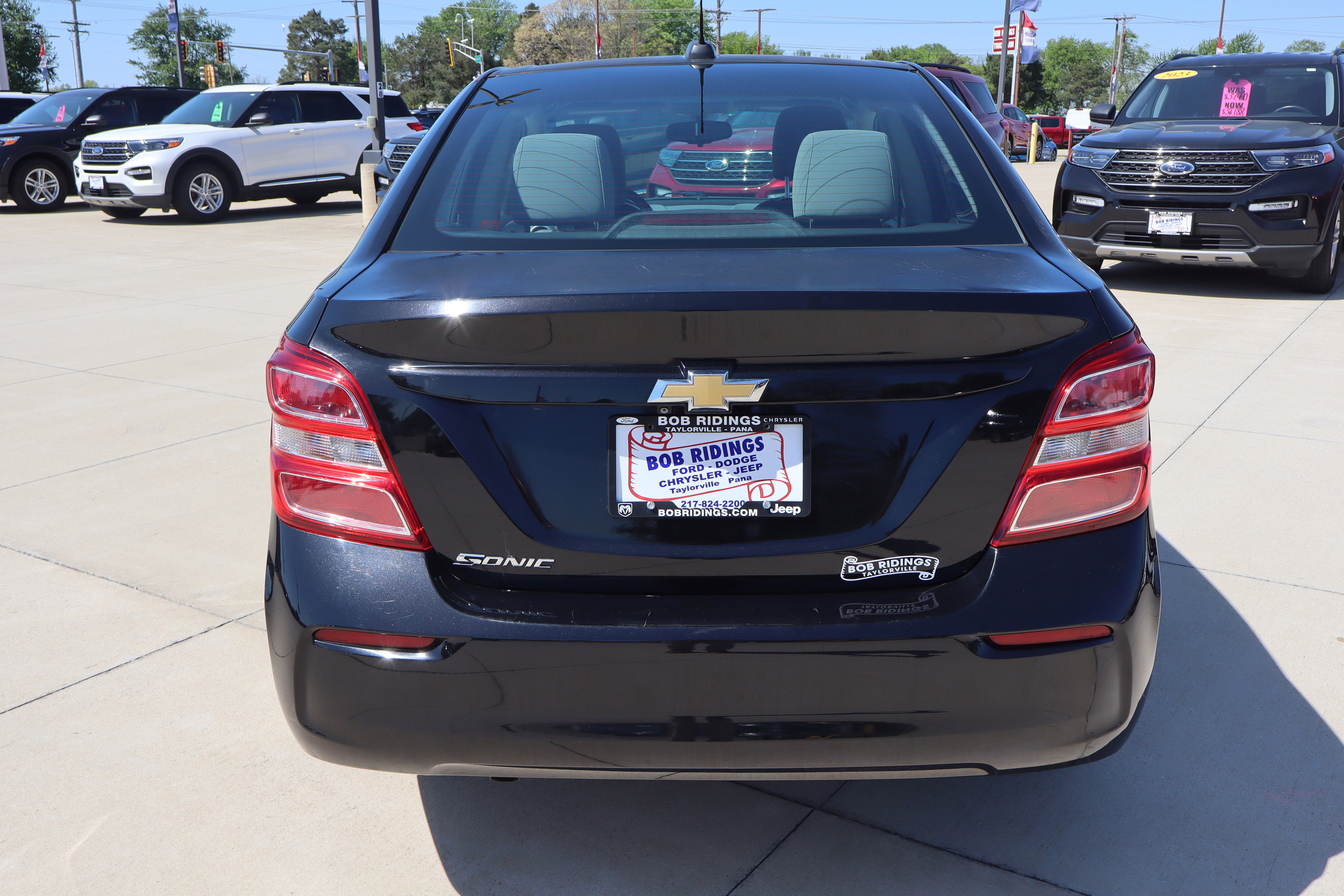 Used 2017 Chevrolet Sonic LS image 6