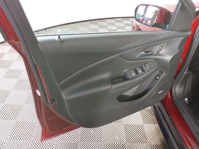 Used 2017 Chevrolet Volt Premier w/ Driver Confidence II Package image 15