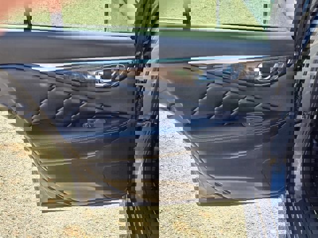 Used 2018 INFINITI Q50 Luxe w/ Essential Package (3.0T Luxe) image 13