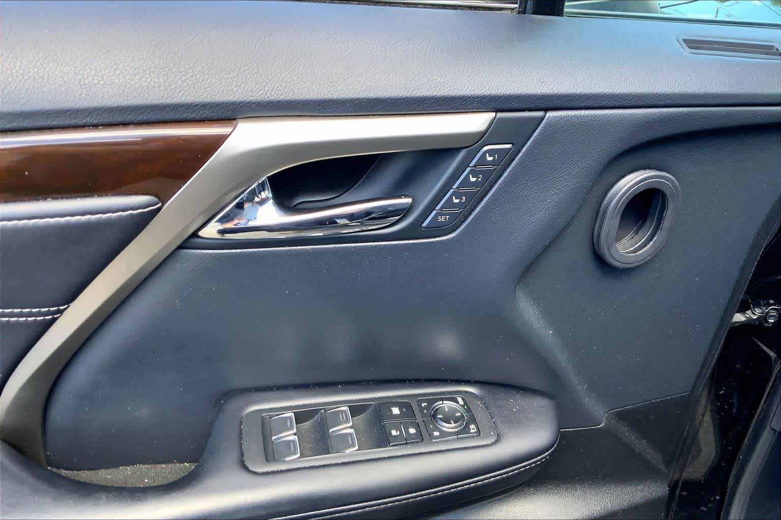 Used 2019 Lexus RX 350 AWD w/ Navigation Package image 35