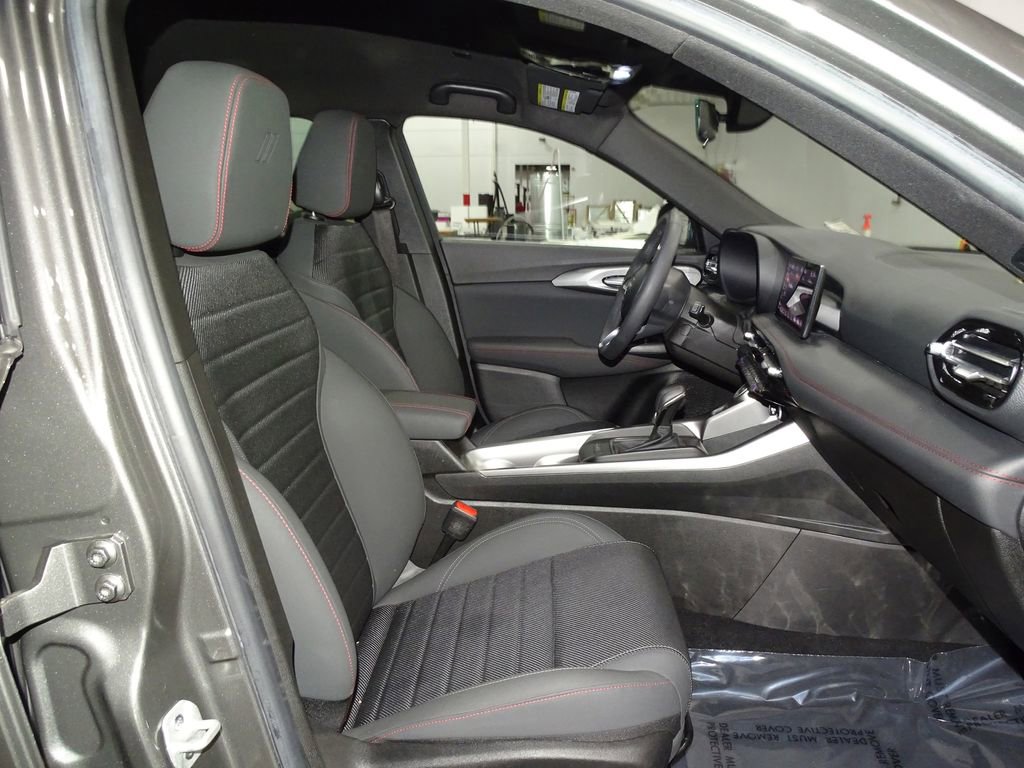 Used 2024 Dodge Hornet GT image 14