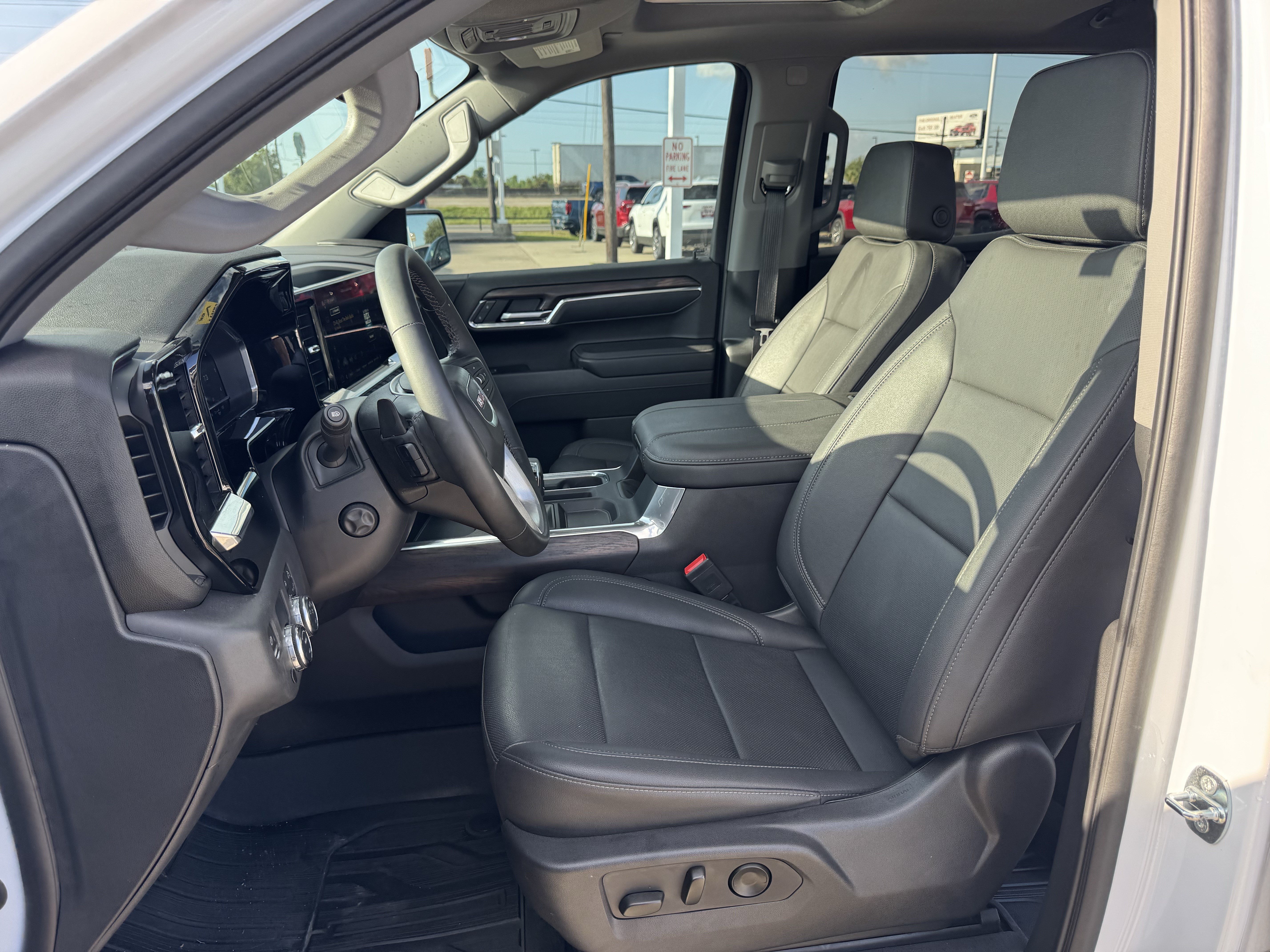 Used 2023 GMC Sierra 1500 SLT RWD image 24