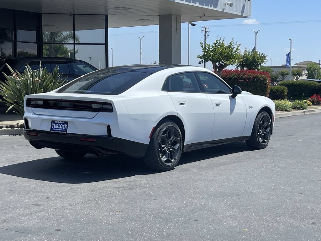 New 2026 Dodge Charger R/T w/ Blacktop Package AWD/4WD image 8
