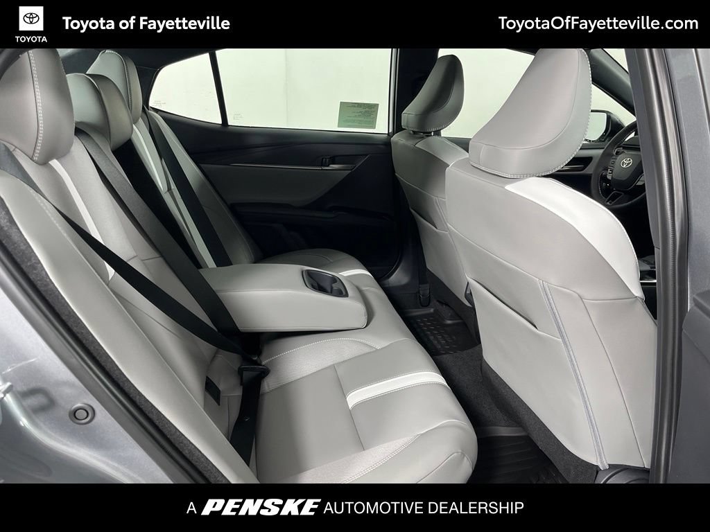 Used 2026 Toyota Camry SE FWD image 6