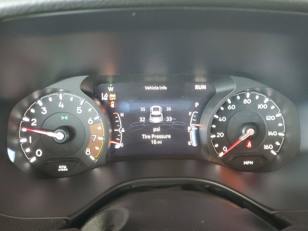 New 2026 Jeep Compass Latitude w/ Sun and Sound Group image 16