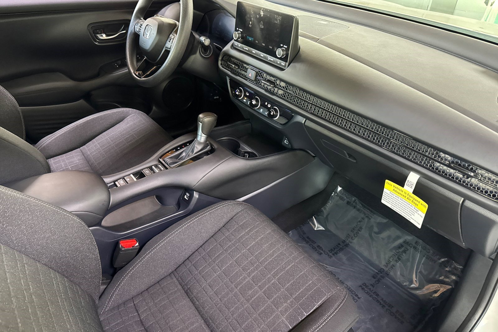 Certified 2023 Honda HR-V LX image 32