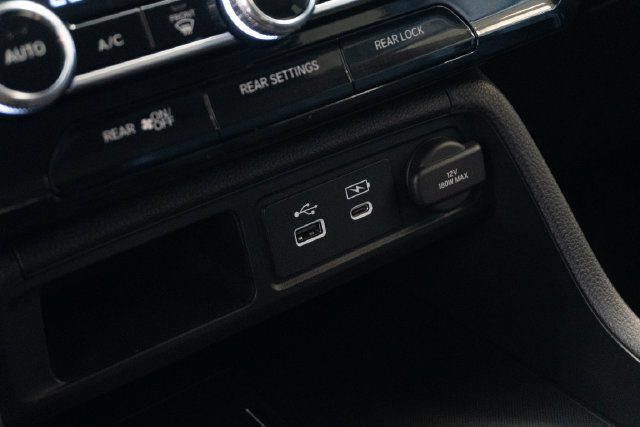Used 2025 Honda Pilot EX-L image 19