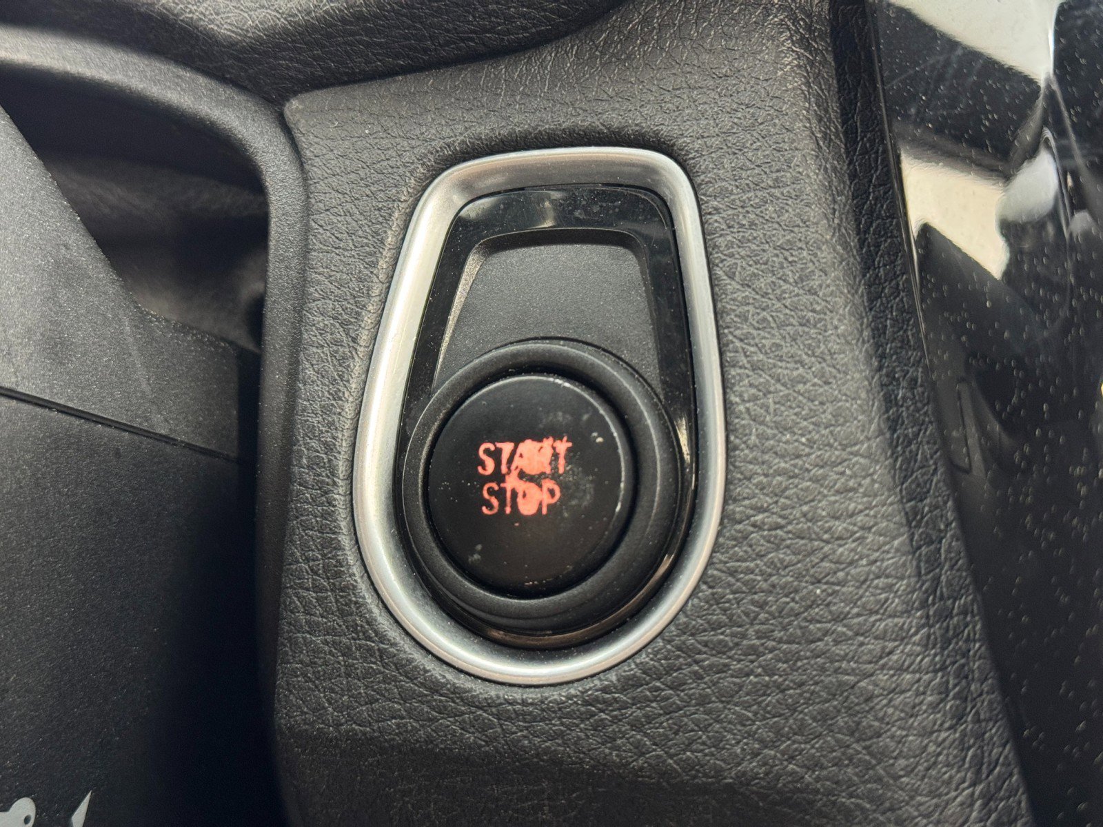 Used 2017 BMW 330e image 22