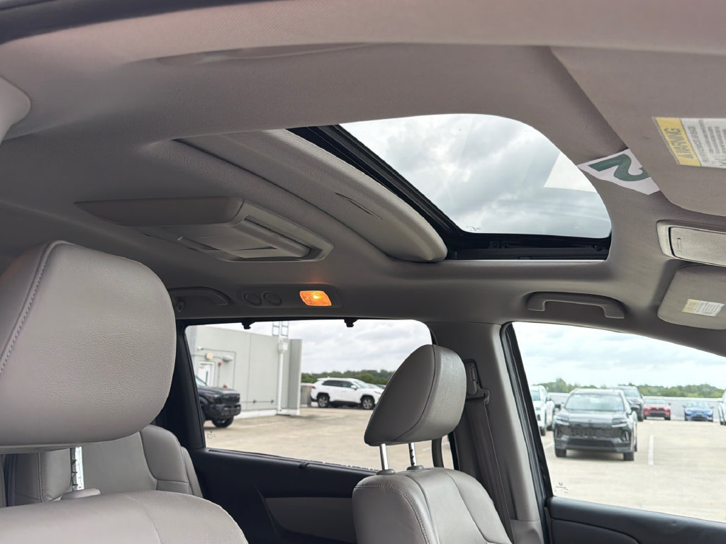 Used 2016 Honda Odyssey EX-L image 10