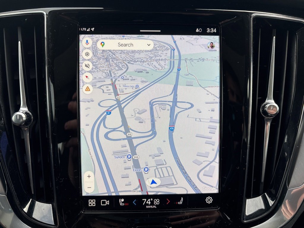 Certified 2025 Volvo S60 B5 Core image 24