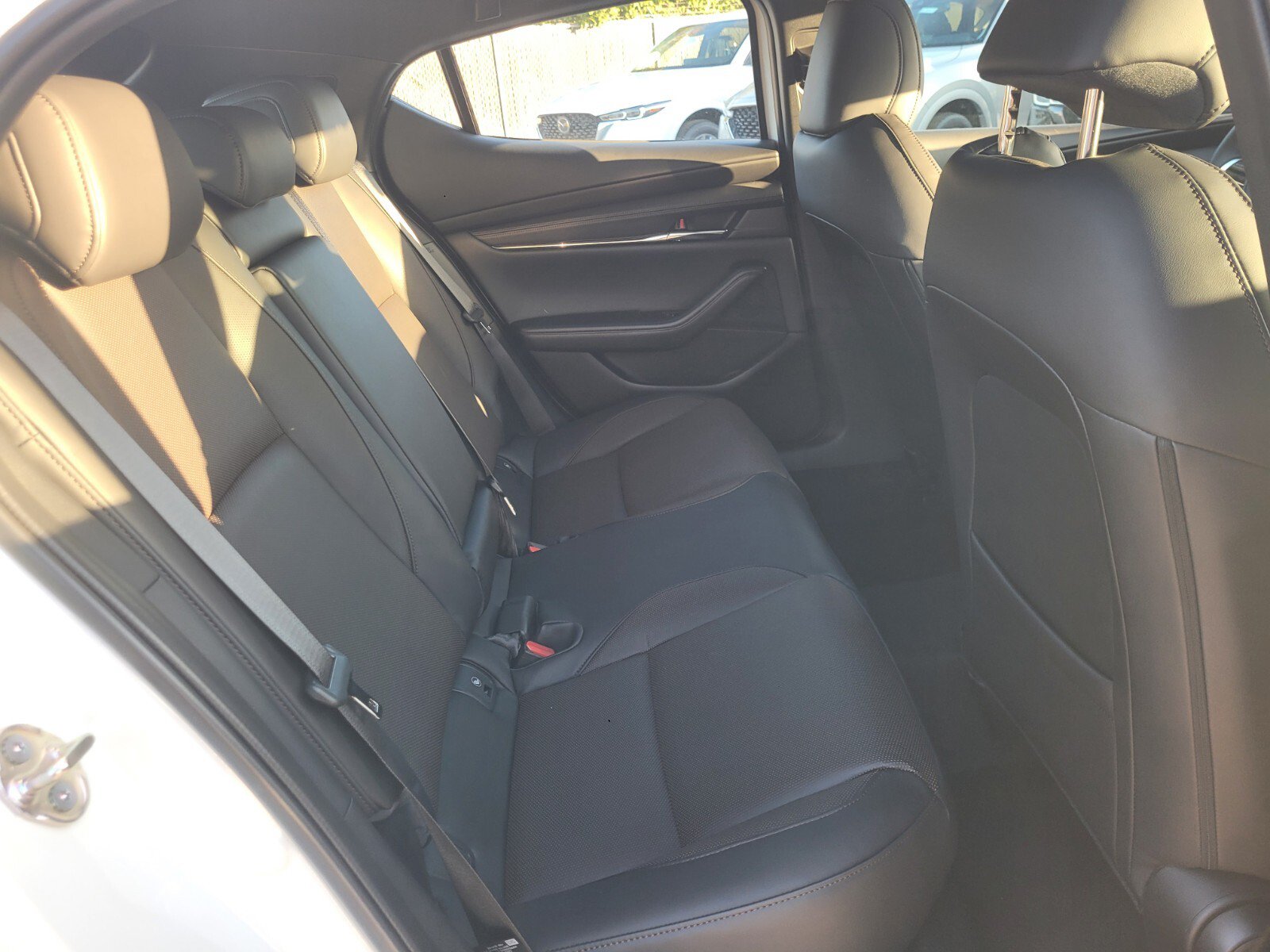New 2026 MAZDA MAZDA3 2.5 S Hatchback w/ Premium Pkg FWD image 14