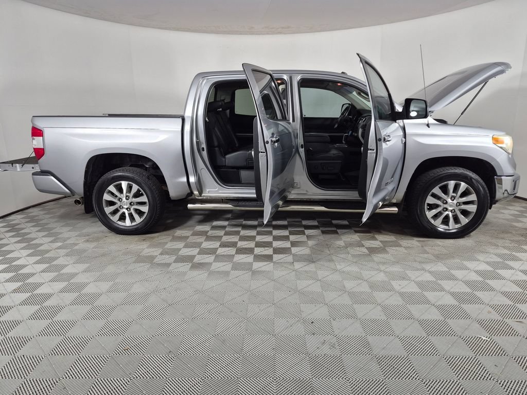 Used 2017 Toyota Tundra Limited w/ Limited Premium Package AWD/4WD image 9