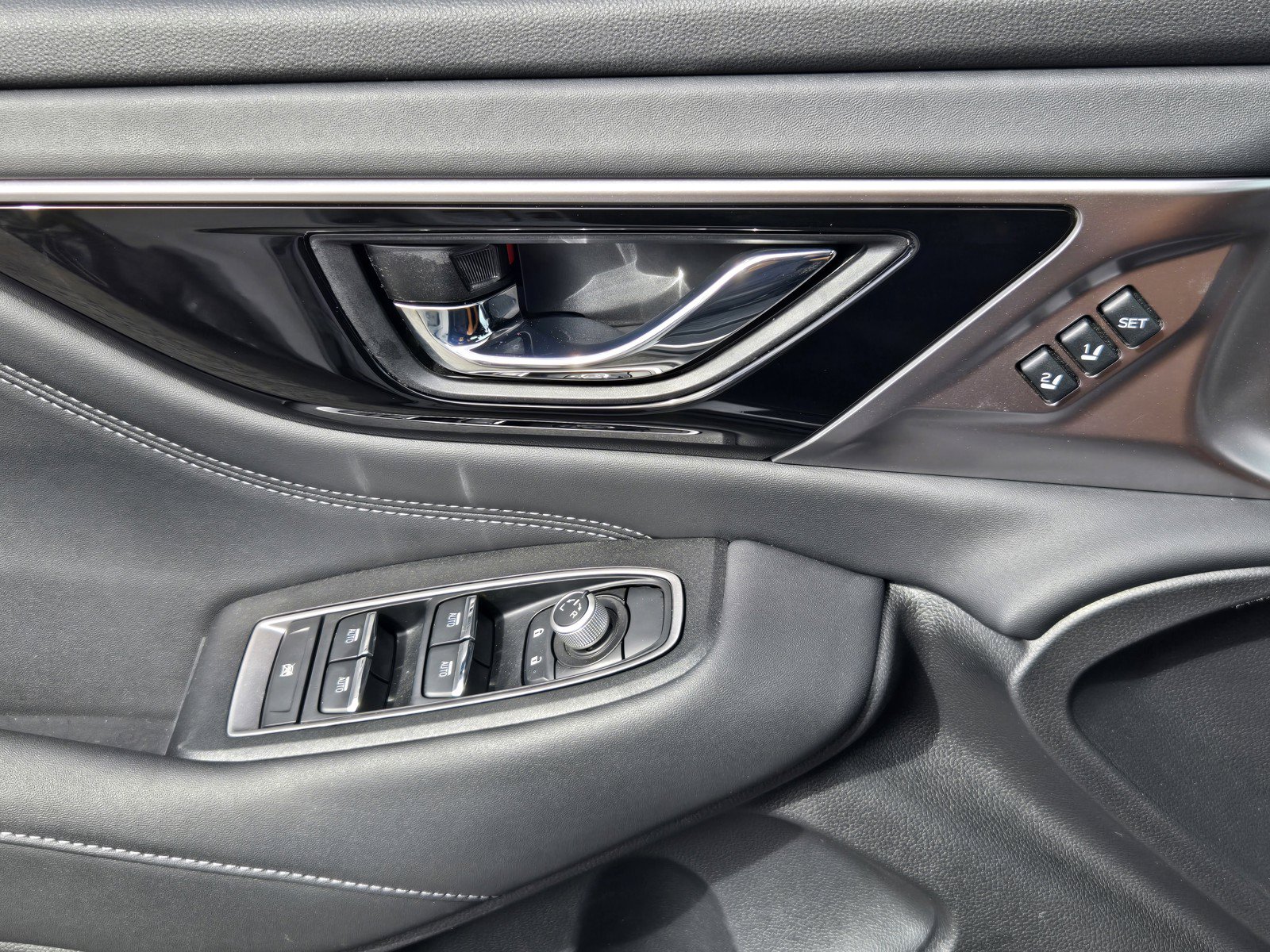 Used 2023 Subaru Outback Limited AWD/4WD image 23