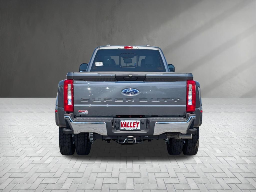 New 2026 Ford F450 XL w/ XL Driver Assist Package AWD/4WD image 7