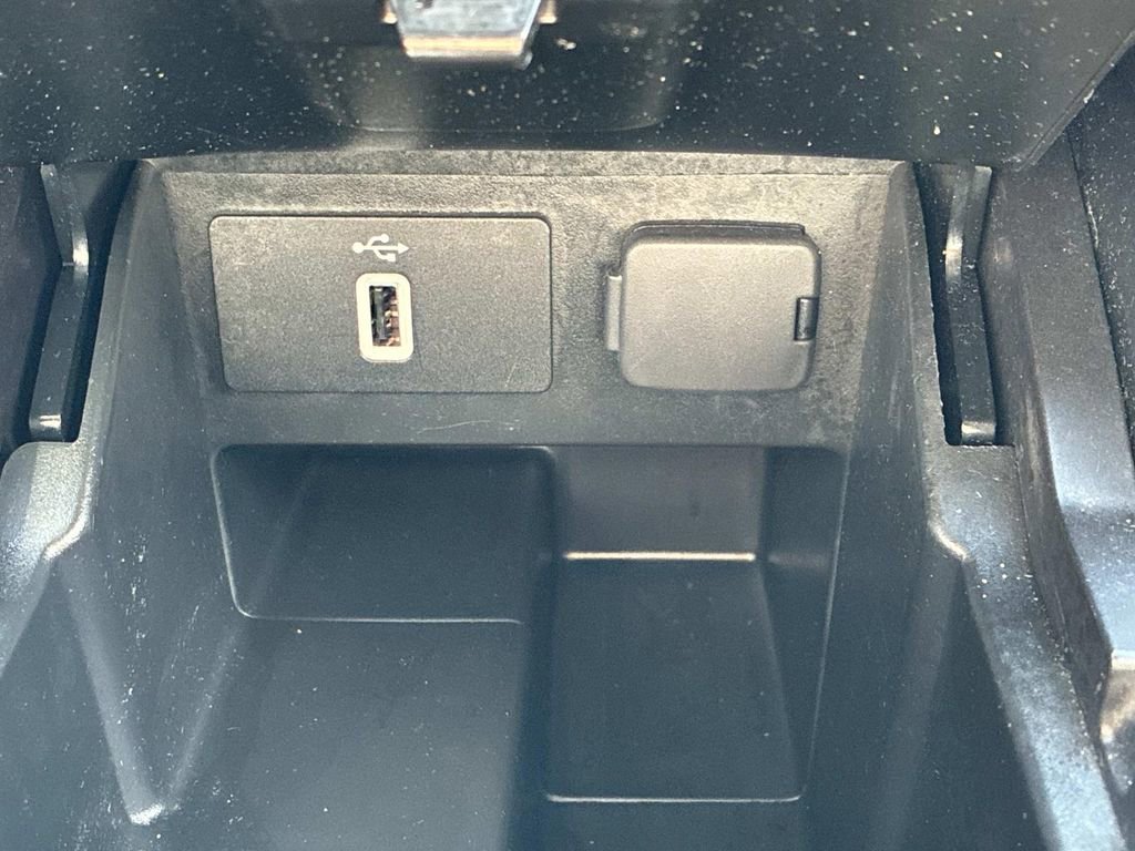 Certified 2018 Ford Explorer Platinum image 34