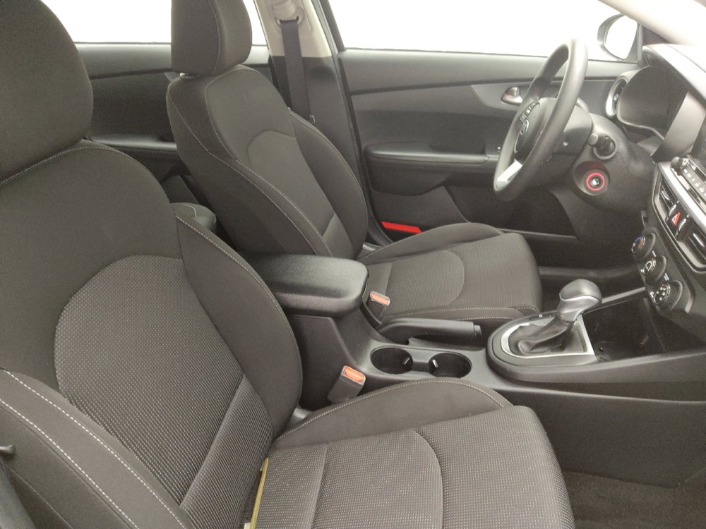 Used 2020 Kia Forte LXS image 21