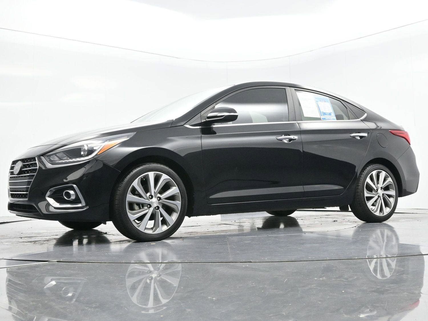 Used 2021 Hyundai Accent Limited image 46