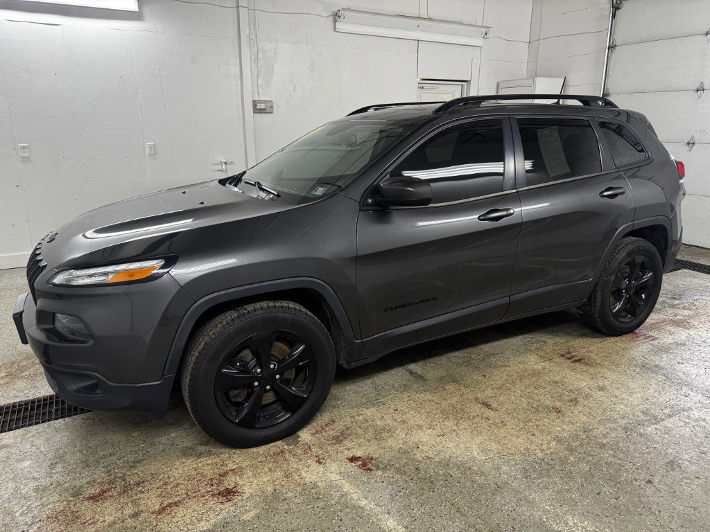 Used 2016 Jeep Cherokee Latitude w/ Comfort/Convenience Group image 5