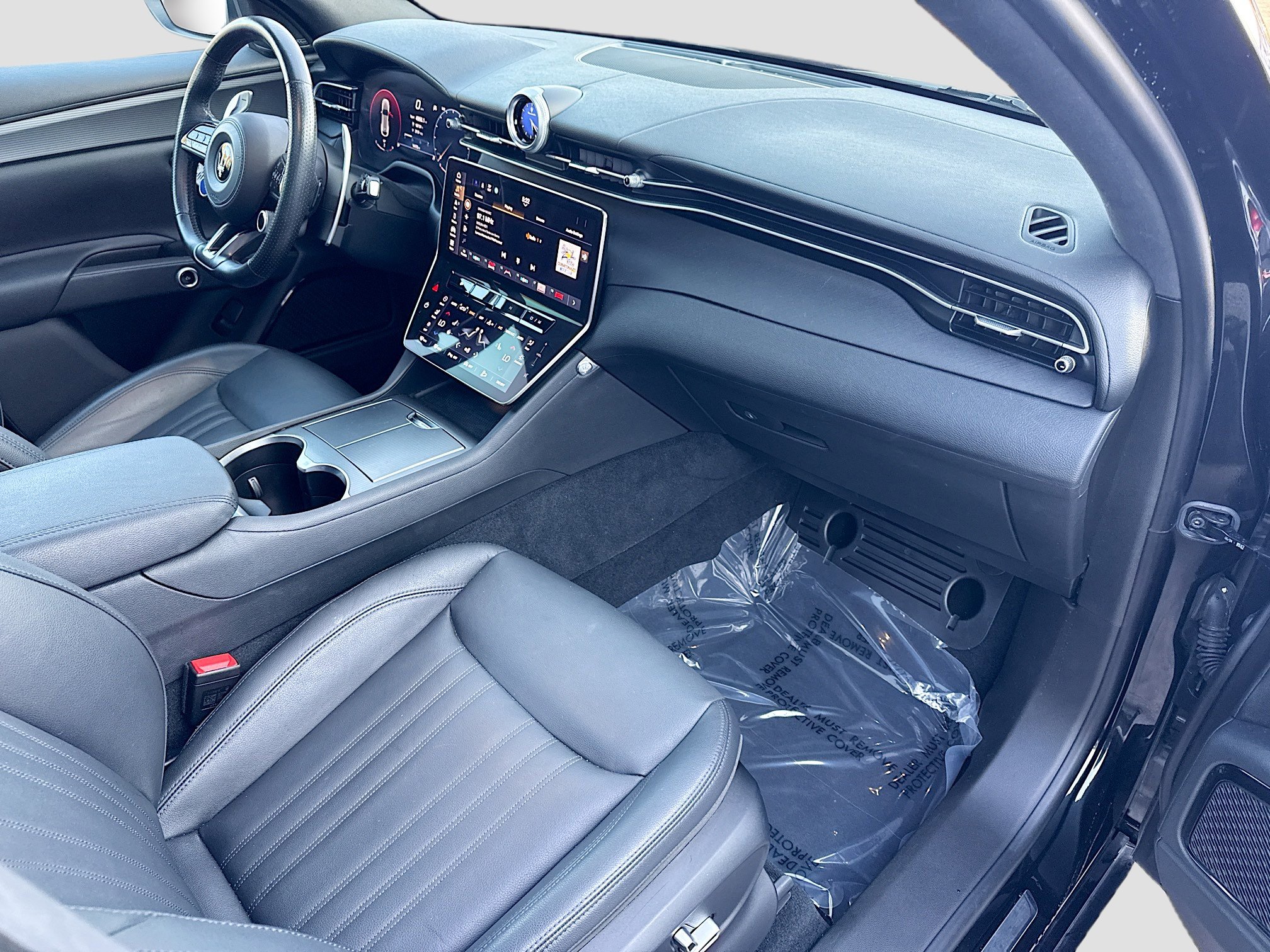 Certified 2024 Maserati Grecale GT image 14