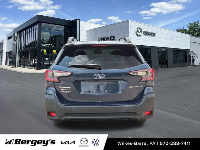 Used 2024 Subaru Outback Premium AWD/4WD image 10