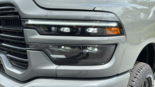 New 2026 RAM 2500 Laramie AWD/4WD image 5