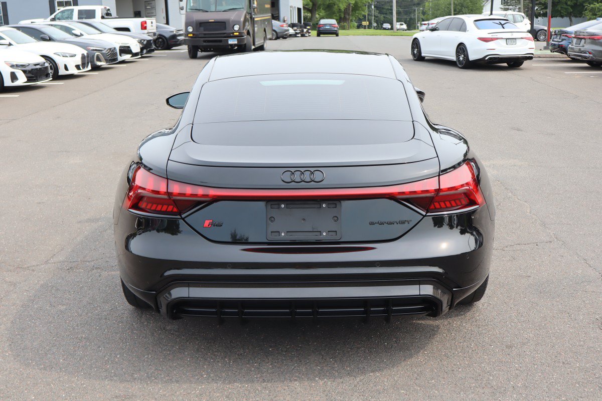 Used 2023 Audi RS e-tron GT w/ Carbon Performance Package AWD/4WD image 6