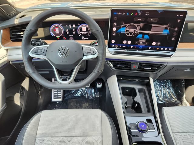 New 2026 Volkswagen Tiguan SEL R-Line AWD/4WD image 25