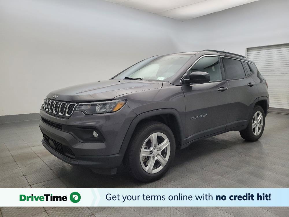 Used 2024 Jeep Compass Latitude image 1