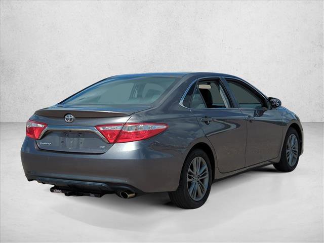Used 2015 Toyota Camry SE image 5