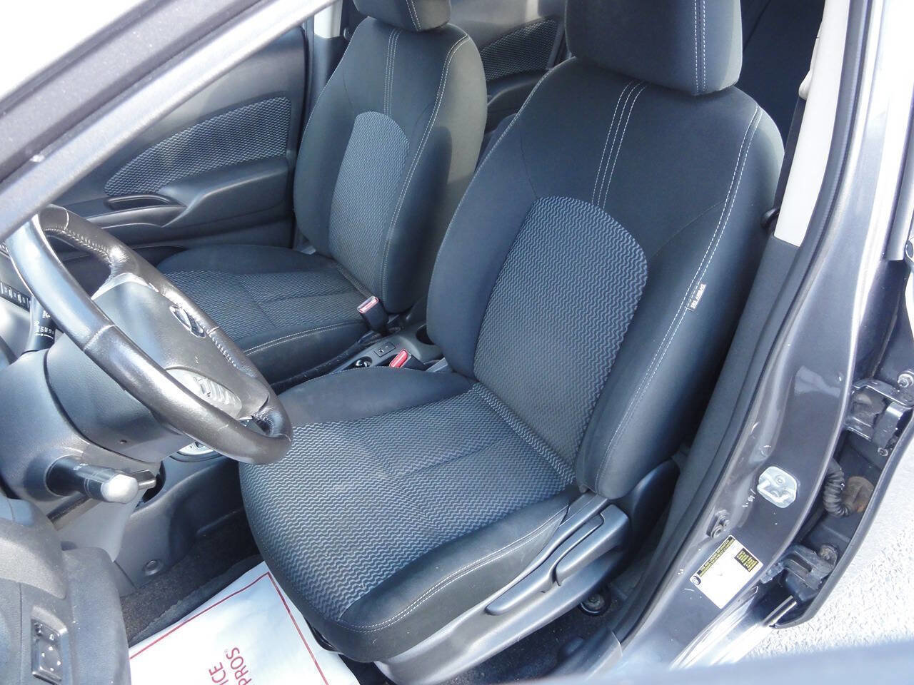 Used 2016 Nissan Versa Note SV image 16