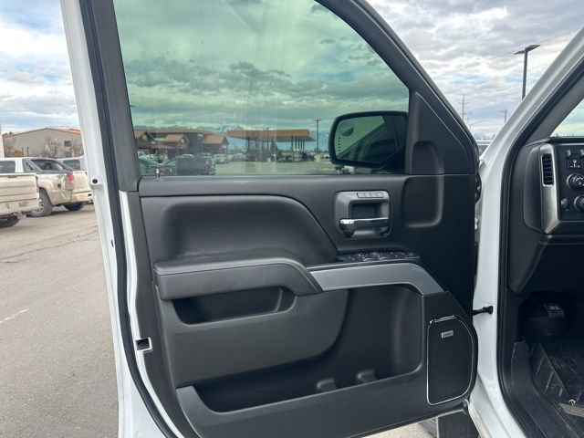 Used 2018 Chevrolet Silverado 1500 LTZ Z71 w/ Redline Edition image 15