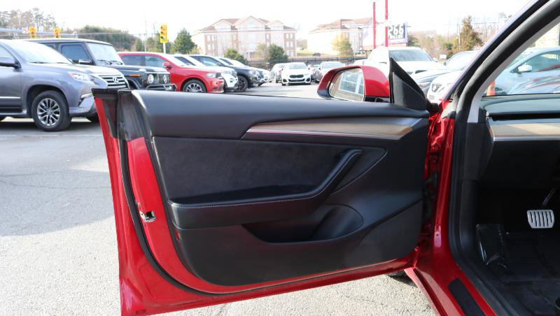 Used 2021 Tesla Model 3 Performance image 9