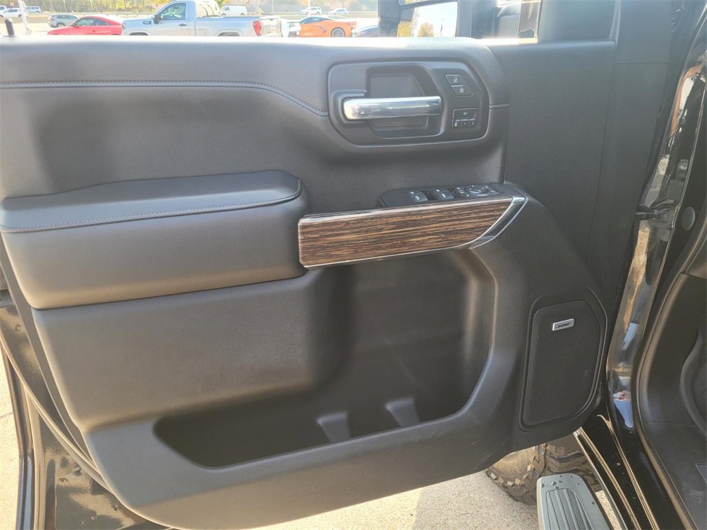 Used 2020 Chevrolet Silverado 2500 High Country w/ Z71 Off-Road Package image 20