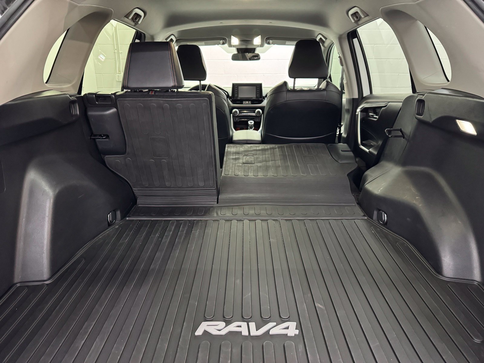Used 2022 Toyota RAV4 Adventure AWD/4WD image 37