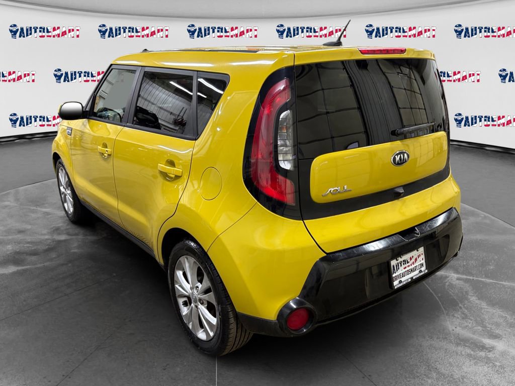 Used 2016 Kia Soul + image 5