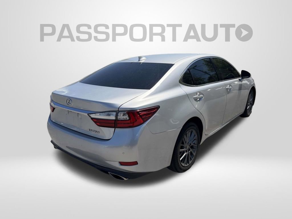 Used 2018 Lexus ES 350 w/ Navigation System Package FWD image 5