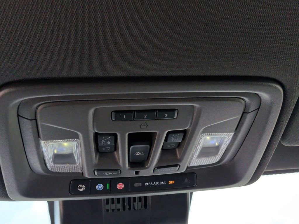 Used 2024 GMC Sierra 2500 Denali w/ Denali Reserve Package image 22