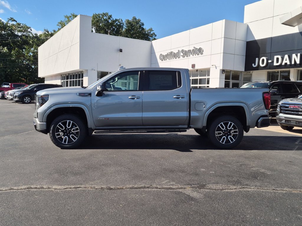 New 2026 GMC Sierra 1500 AT4 w/ AT4 Premium Package AWD/4WD image 13