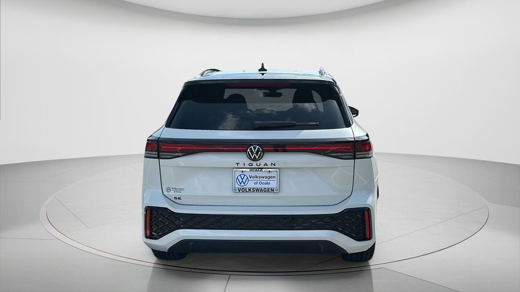 New 2026 Volkswagen Tiguan SE R-Line image 5