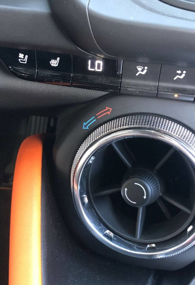 Used 2018 Chevrolet Camaro SS w/ Hot Wheels Edition image 36