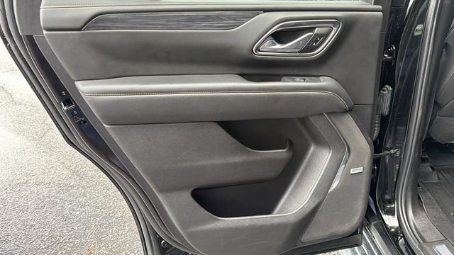 Used 2022 GMC Yukon SLT w/ SLT Luxury Package AWD/4WD image 26