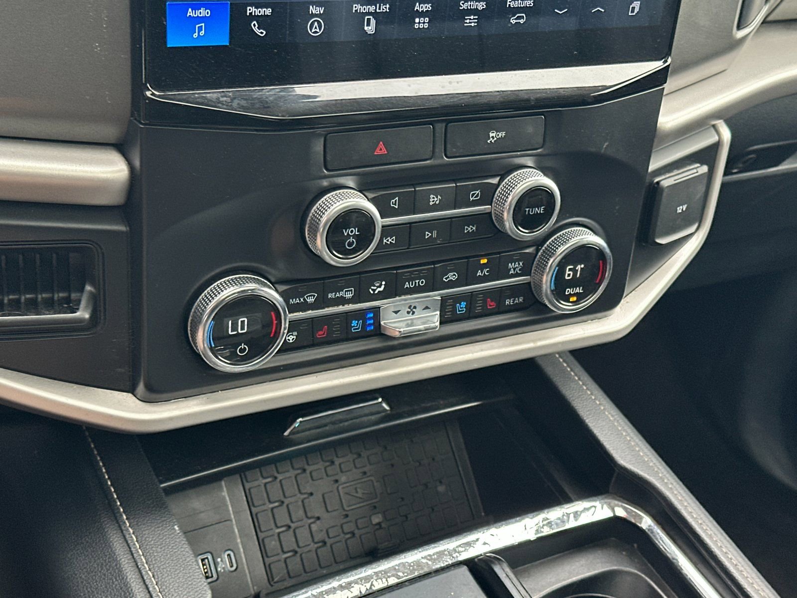 Used 2022 Ford Expedition XLT w/ Equipment Group 202A image 20