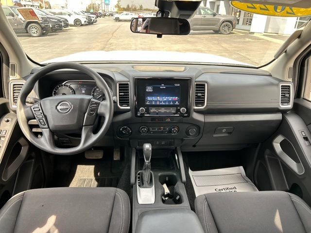 Used 2022 Nissan Frontier SV image 21