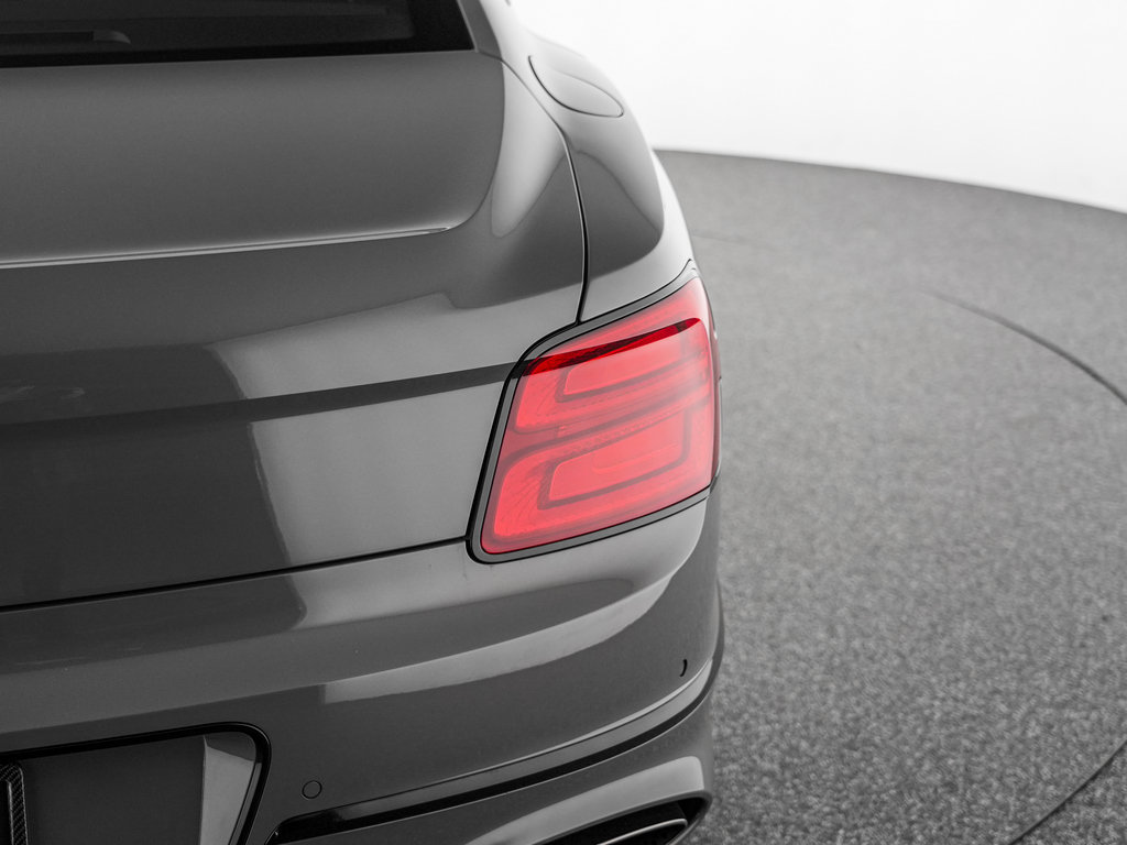 Certified 2025 Bentley Flying Spur Plug-In Hybrid AWD/4WD image 45