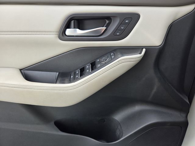 Certified 2022 Nissan Rogue SL w/ SL Premium Package FWD image 27