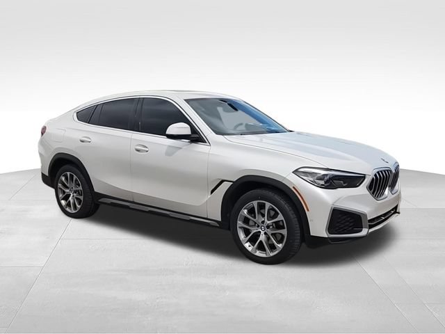 Used 2023 BMW X6 xDrive40i w/ Premium Package AWD/4WD image 2